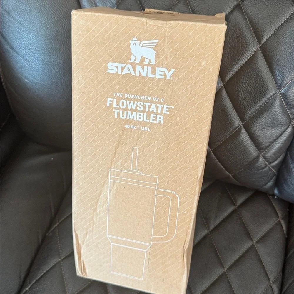 Stanley New - Picture 3 of 3